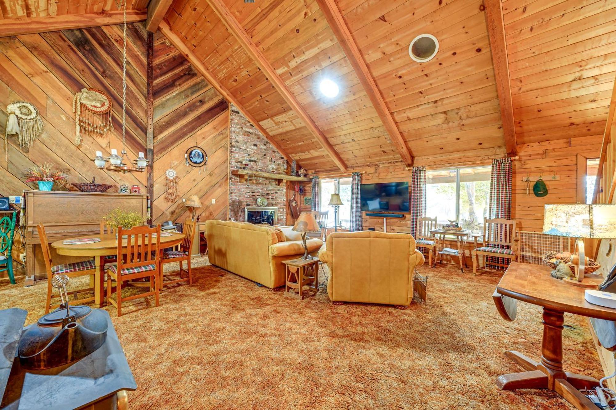 Cozy Family-Friendly Badger Retreat With Fireplace! Exterior foto